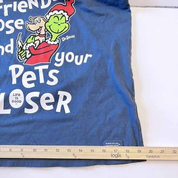 LIFE IS GOOD CRUSHER TSHIRT SZ MEDIUM CAT IN THE HAT DOG LOVE PET SOFT BLUE - Picture 5 of 7